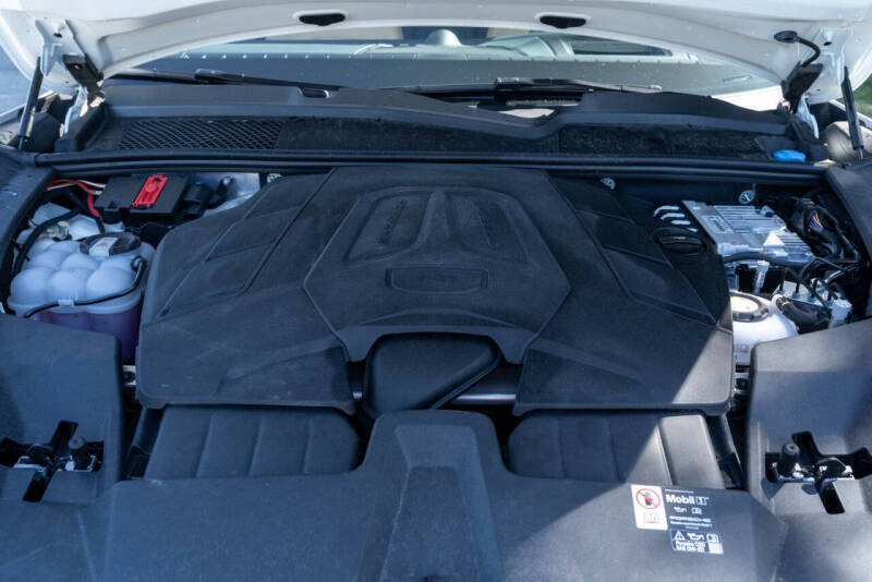 2025 Porsche Cayenne E-Hybrid