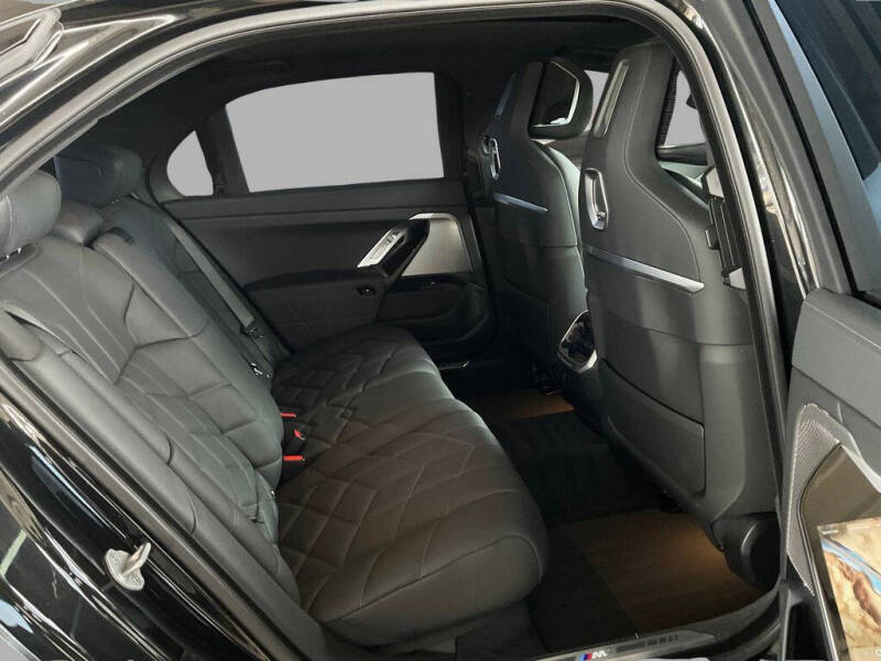 2025 BMW i7 eDrive50