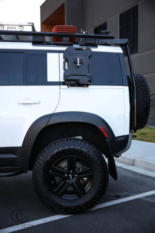 2021 Land Rover Defender 110 SE