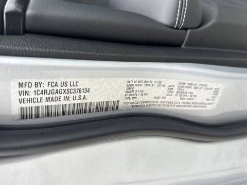 2025 Jeep Grand Cherokee Laredo X