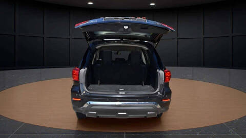 2018 Nissan Pathfinder SV