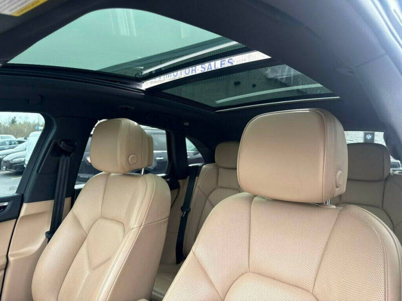 2020 Porsche Macan