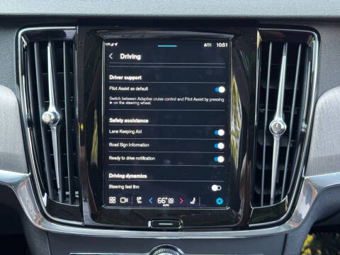 2023 Volvo S90 B6 Plus