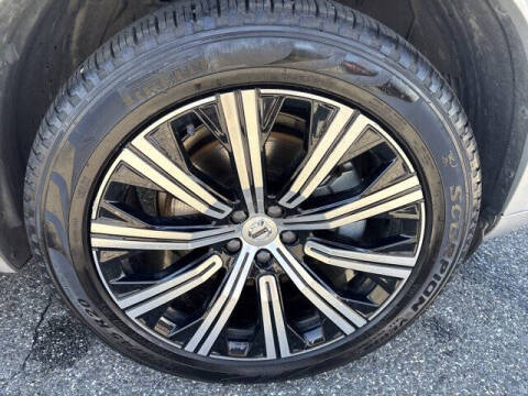 2025 Volvo XC90 B5 Core Bright Theme