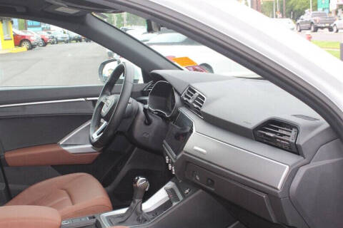 2020 Audi Q3 quattro Premium Plus 45 TFSI