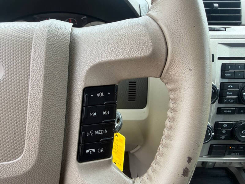 2009 Ford Escape XLT