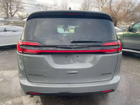 2025 Chrysler Pacifica Limited