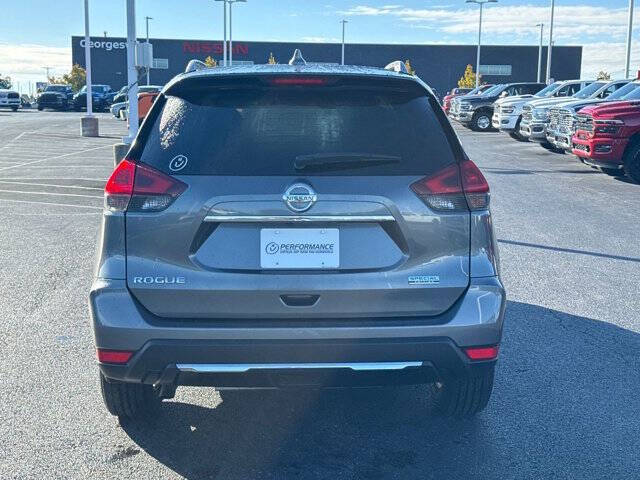 2020 Nissan Rogue SL