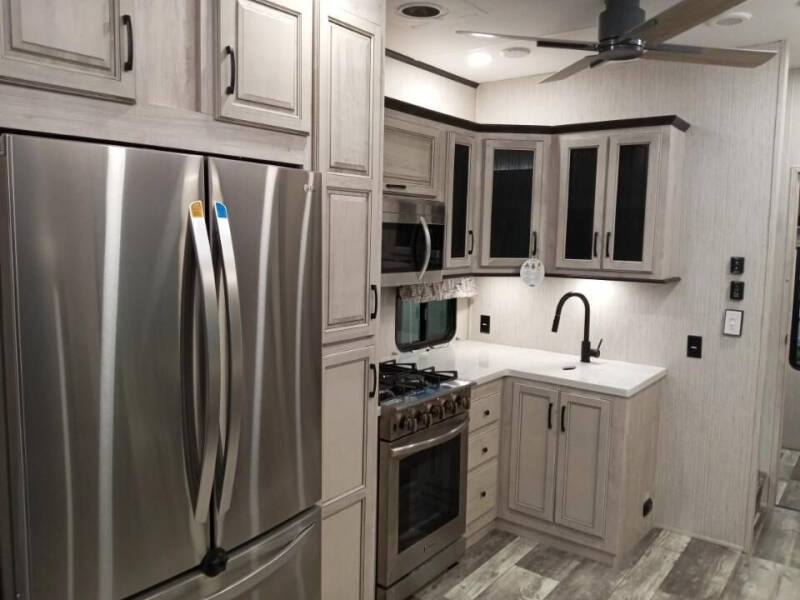 2023 Forest River 400 BH Sandpiper