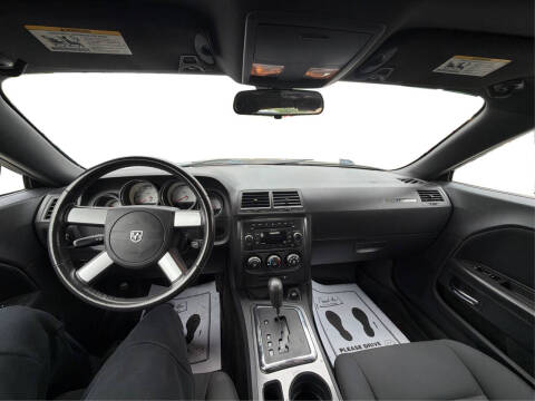 2010 Dodge Challenger SE