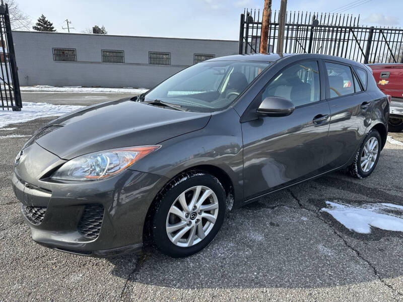 2013 Mazda MAZDA3 i Touring's photo