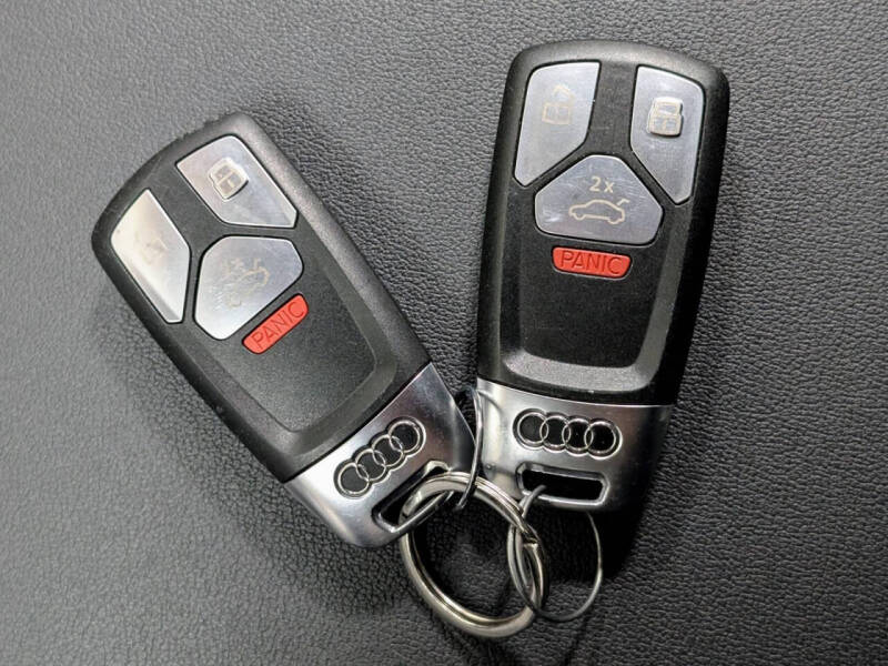 2023 Audi Q5 quattro Premium 40 TFSI