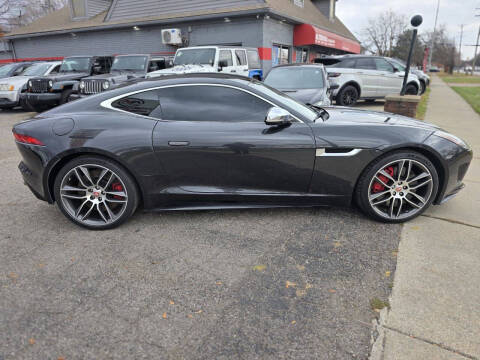 2015 Jaguar F-TYPE R