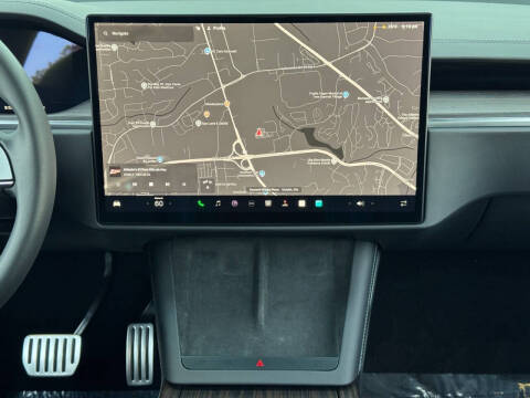 2023 Tesla Model X Standard Range