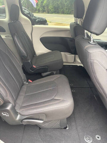 2017 Chrysler Pacifica Touring