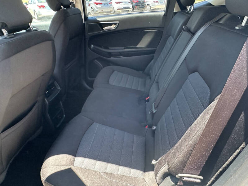 2019 Ford Edge SE