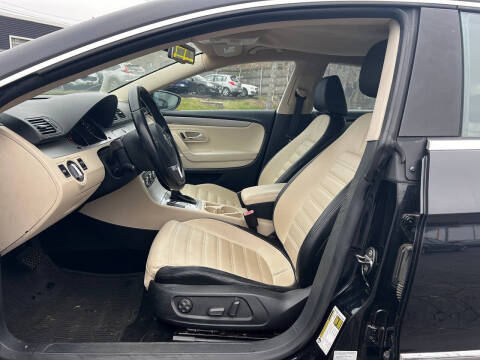 2010 Volkswagen CC Sport