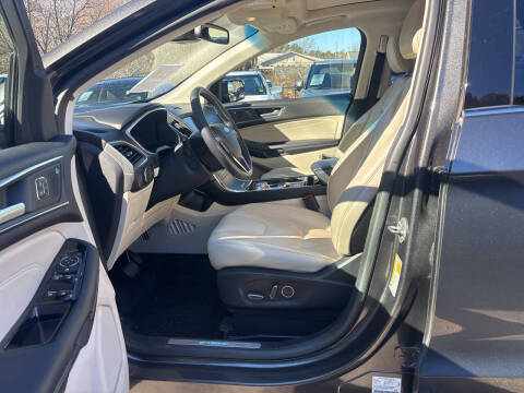 2019 Ford Edge Titanium