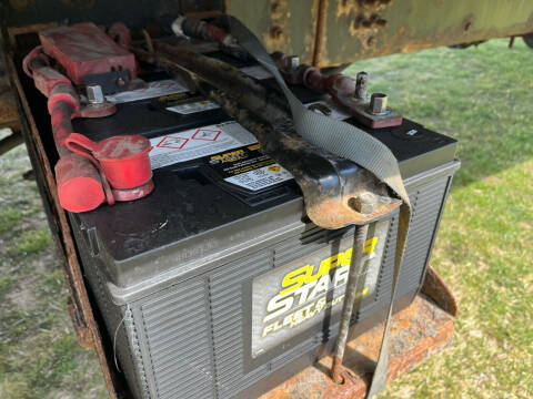 2005 Freightliner M2 106