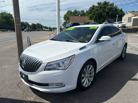 2016 Buick LaCrosse for sale at AA Auto Sales in Independence MO