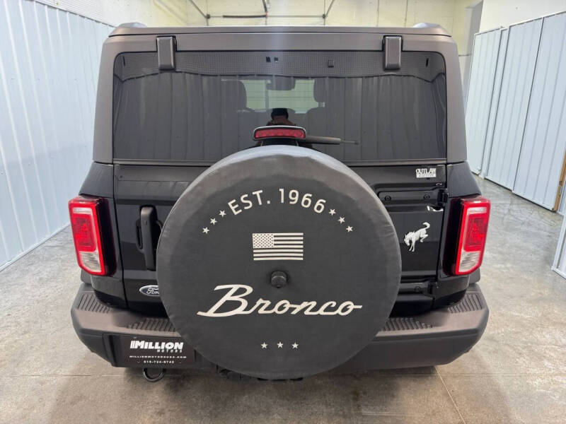 2023 Ford Bronco Black Diamond