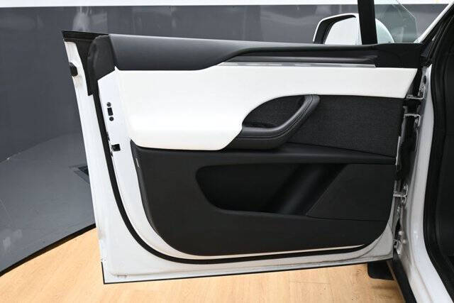 2023 Tesla Model X Plaid