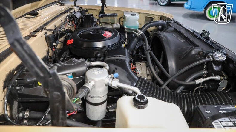 1987 Chevrolet R/V 10 Series