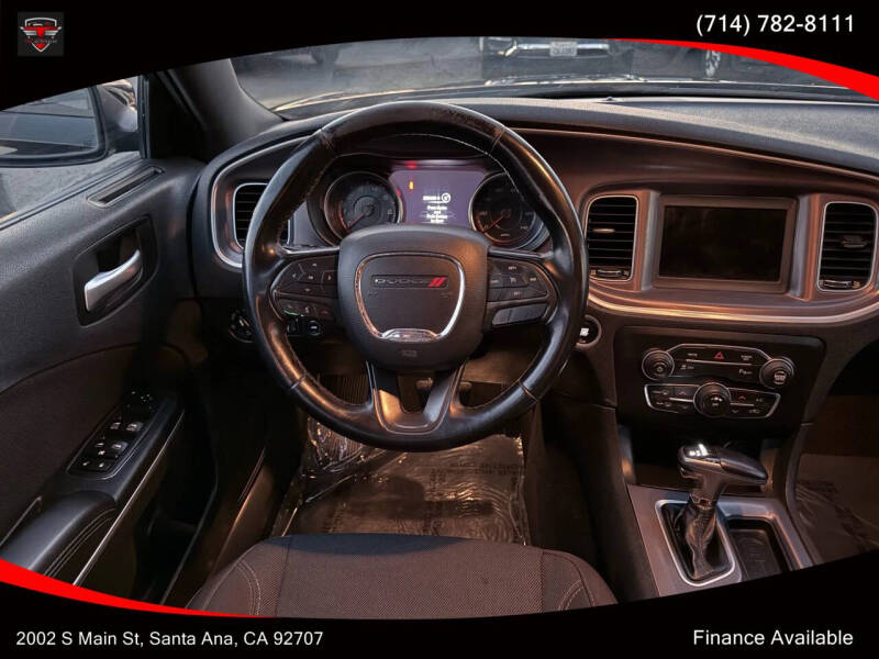 2019 Dodge Charger SXT