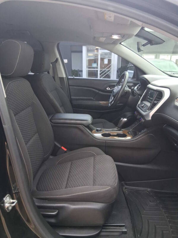 2018 GMC Acadia SLE-2