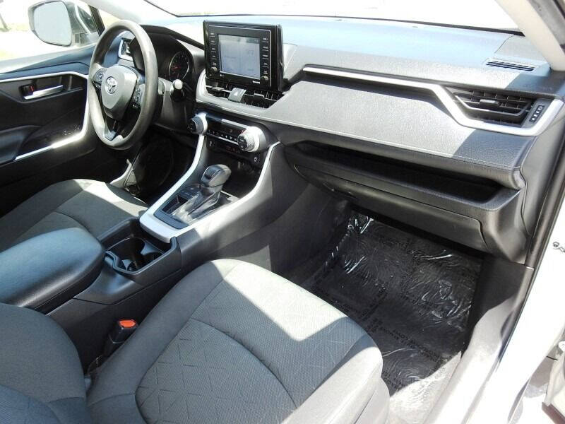 2021 Toyota RAV4  - $23,900