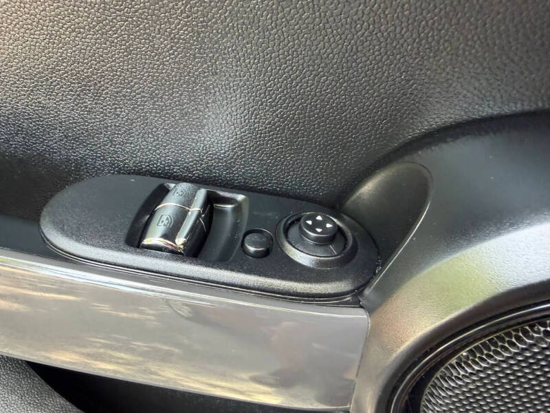 2017 MINI Hardtop 2 Door Cooper