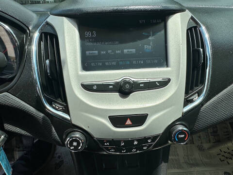 2017 Chevrolet Cruze LS Manual