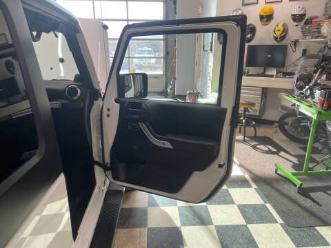 2013 Jeep Wrangler Sahara