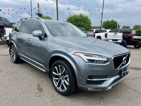 2016 Volvo XC90 T6 Momentum