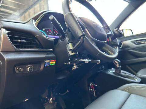 2022 Chevrolet Traverse LT Leather