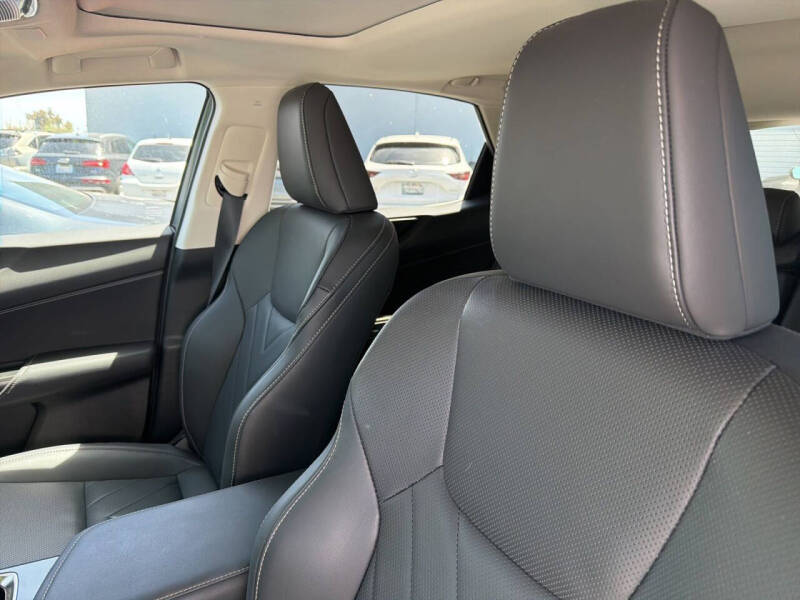 2025 Lexus NX 450h+