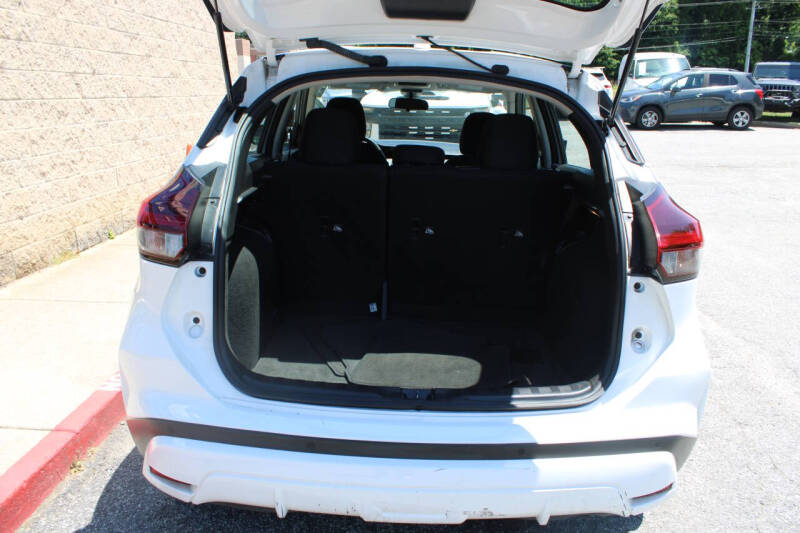 2023 Nissan Kicks S