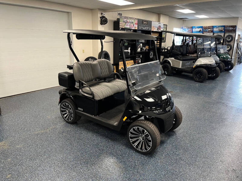 2026 E-Z-GO RXV
