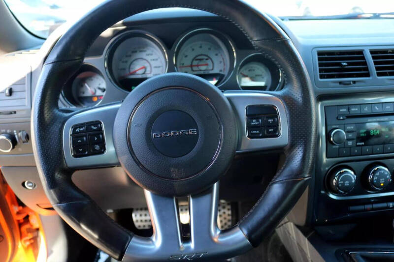 2014 Dodge Challenger SRT8 Core