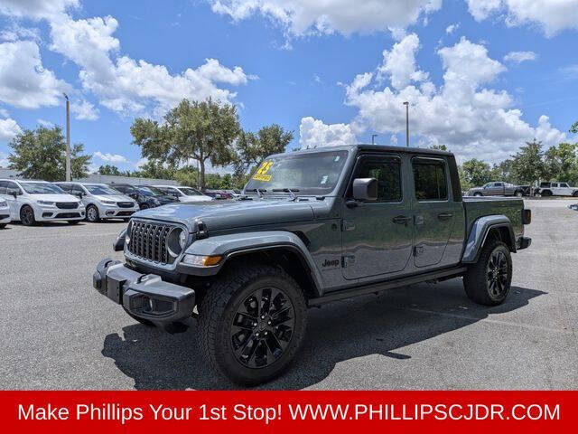 2025 Jeep Gladiator NightHawk