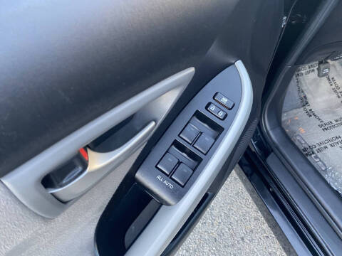 2013 Toyota Prius Three