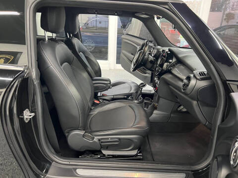 2016 MINI Hardtop 2 Door Cooper