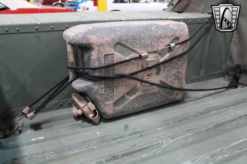 1992 AM General M998 Humvee