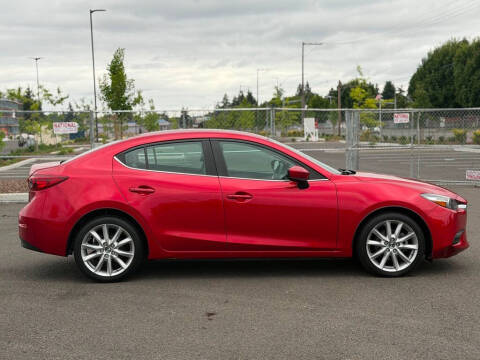 2017 Mazda MAZDA3 Touring