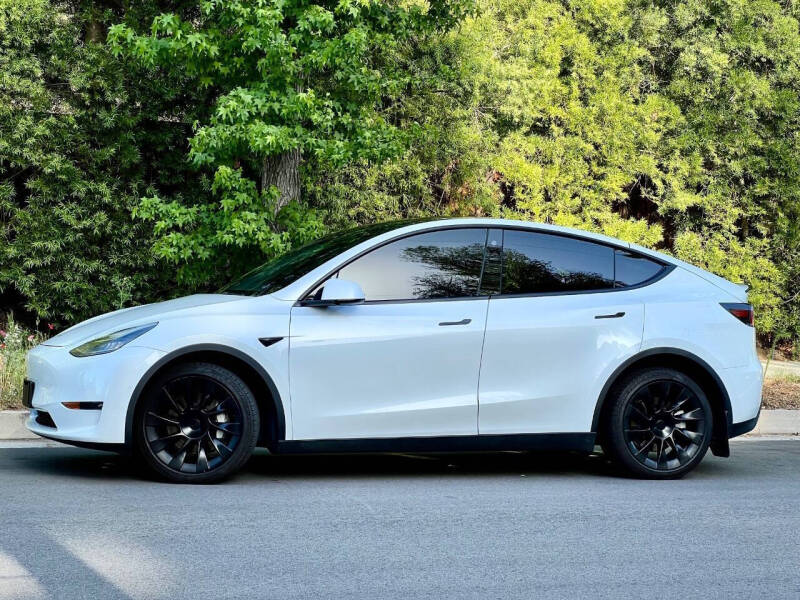 2023 Tesla Model Y Long Range