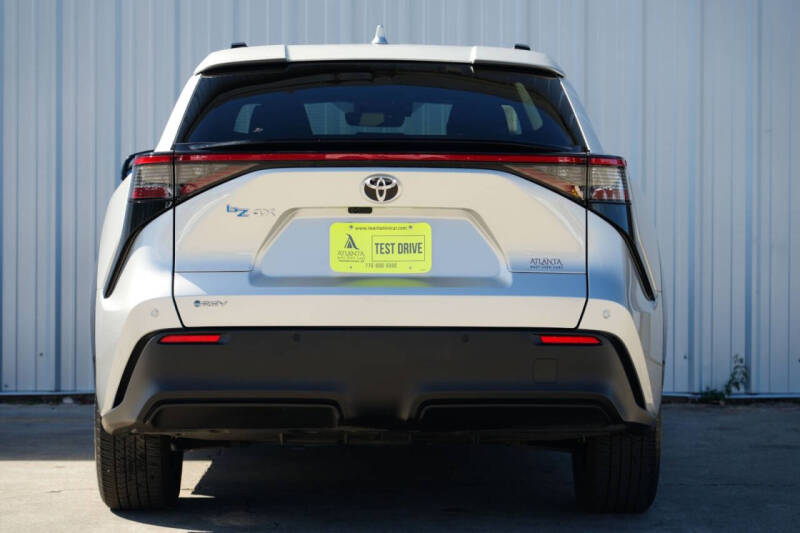 2024 Toyota bZ4X XLE