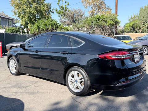 2018 Ford Fusion SE