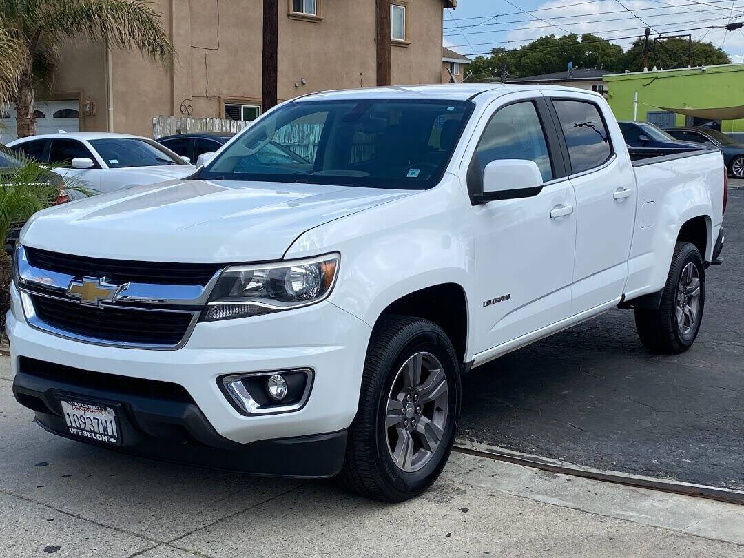 White 2015 Chevrolet Colorado LT 2