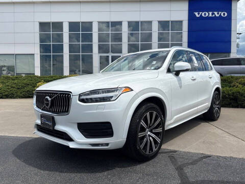 2023 Volvo XC90 B5 Core