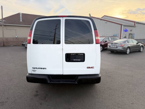 2007 GMC Savana 2500